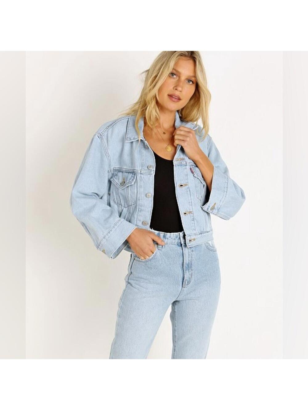 Levi’s Loose Sleeve Denim Trucker Jacket